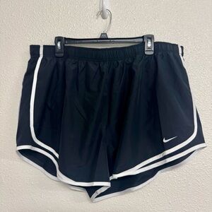 Nike New Size 2X Black White Brief Lined Running Shorts Gym Workout‎